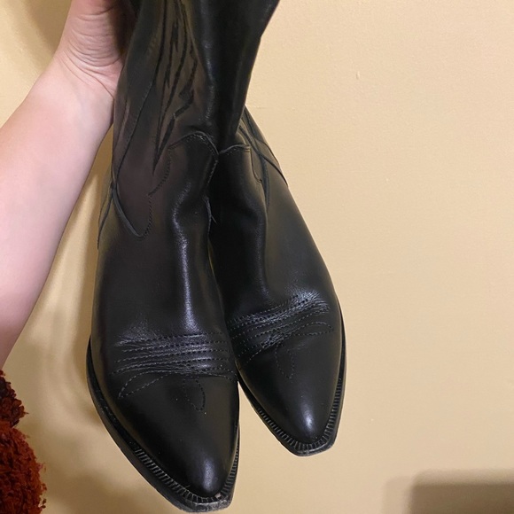 Vero Cuoio Cowboy Boots ๐ค - Picture 6 of 9